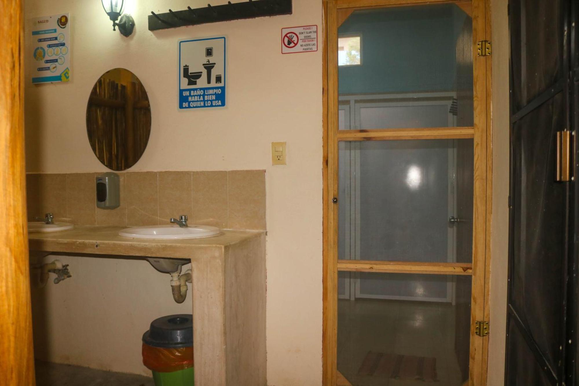 Hostal Tunich Naj & Hotel Вальядолід Номер фото